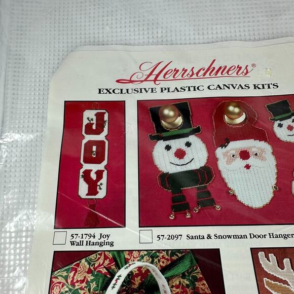 JOY WALL HANGING--Christmas--Holly--Word--Mesh-Plastic Canvas Holiday Kit. VTG! - Picture 5 of 5